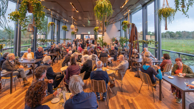 Art Noord VIII: Museum Belvédère brengt opnieuw kunstbeurs in museale sfeer — museum-expo in Heerenveen